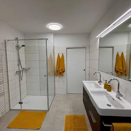 Janisch Apartament Mank